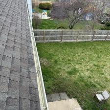 Gutter-Cleaning-in-Perrysburg-Ohio 1