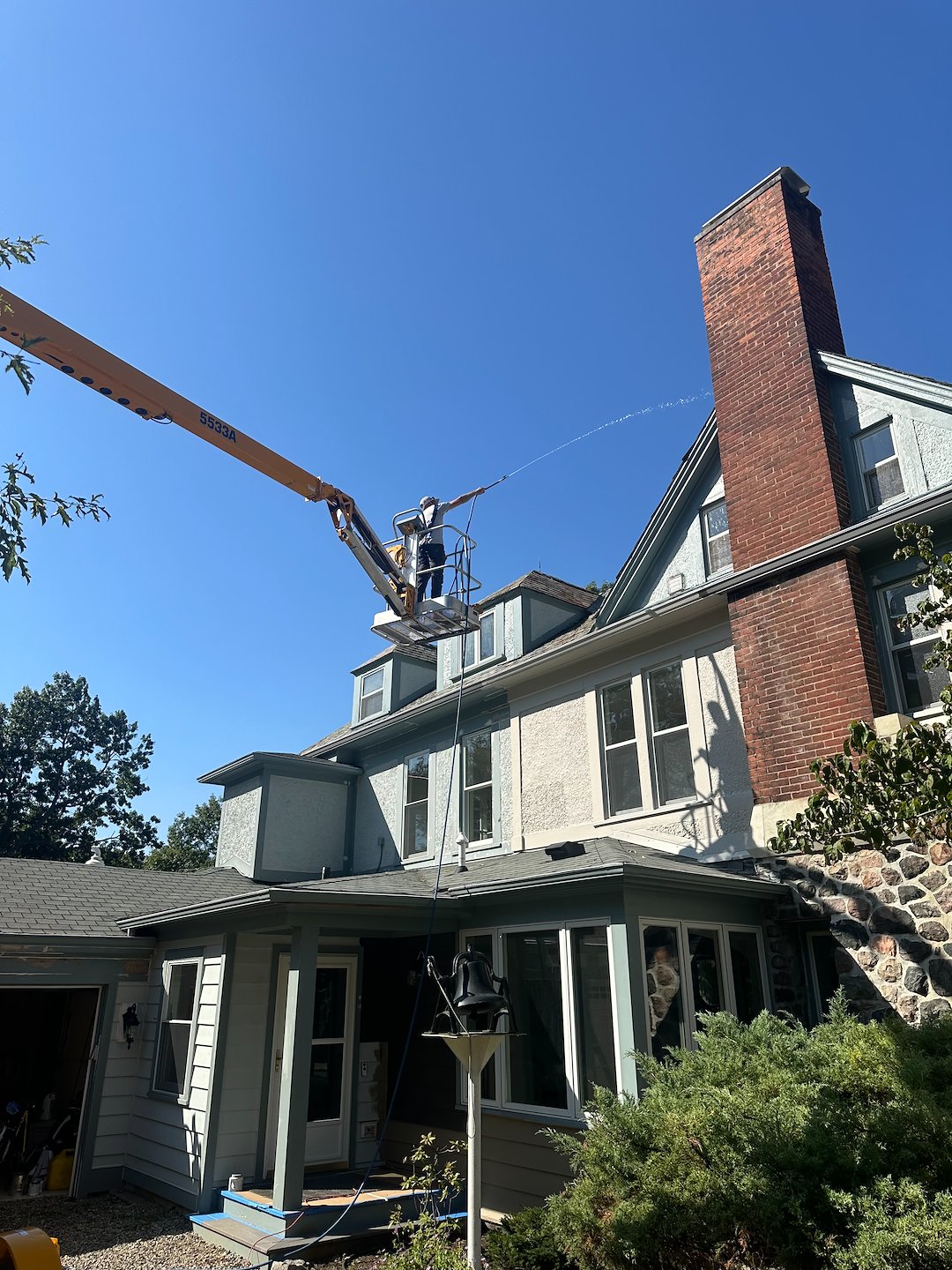 Roof Cleaning in Toledo Ohio