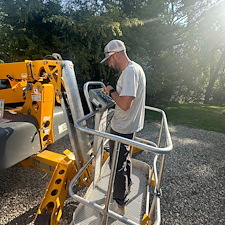 Roof-Cleaning-in-Toledo-Ohio 1